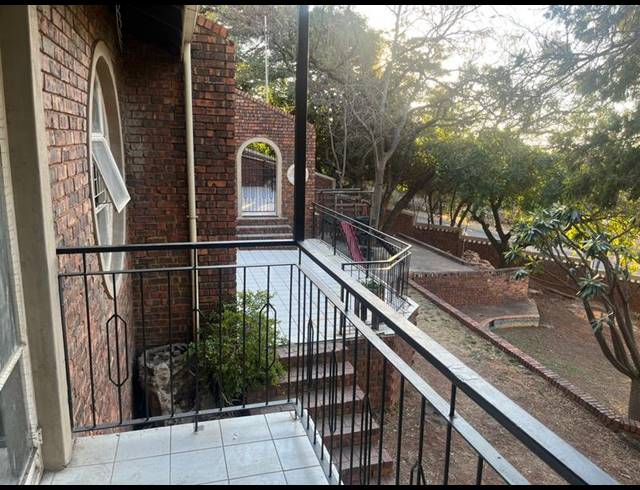 4 BEDROOM PROPERTY TO RENT IN FLORAUNA